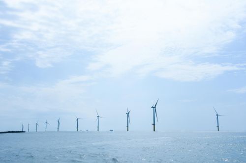 洋上風力発電の大規模商用運転が開始される　出典：能代市HP